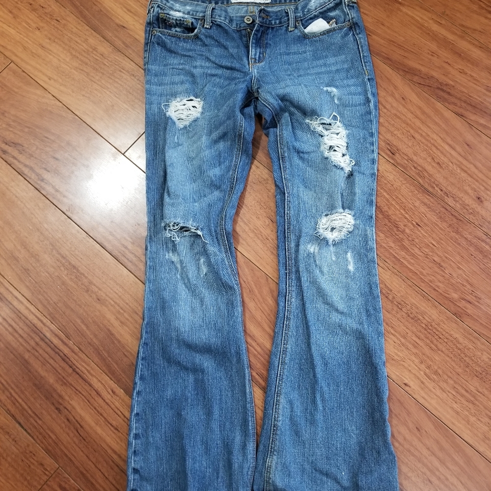 Hollister Jean's size 7